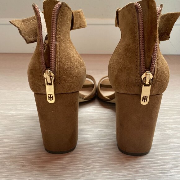 Tommy Hilfiger Suede Block Heels - Picture 6 of 12
